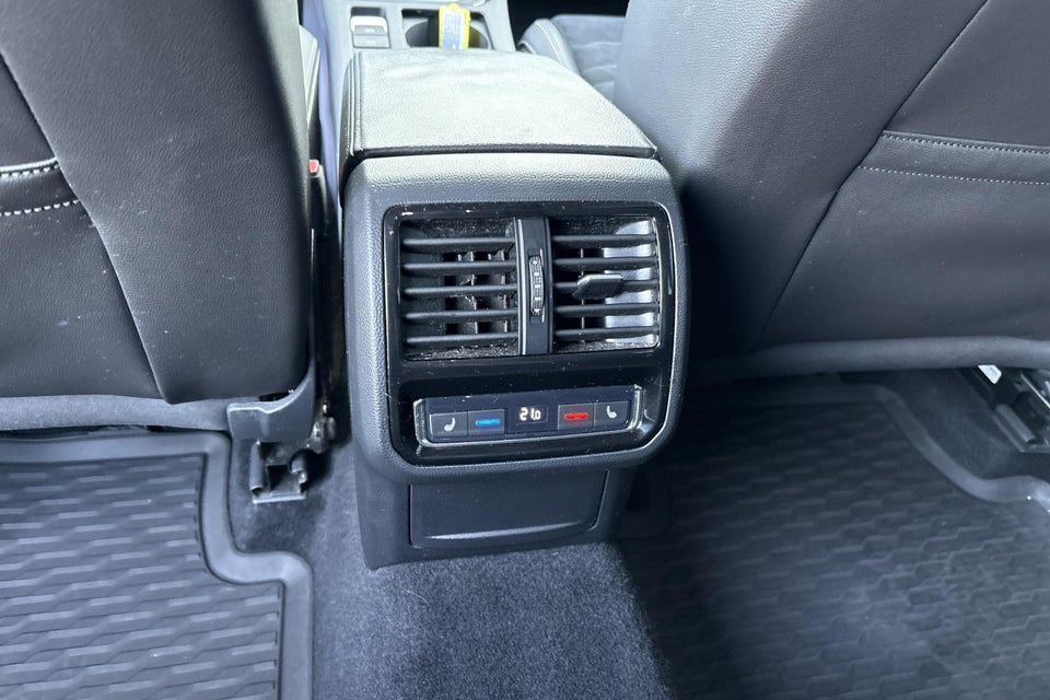 VW Passat 1,5 TSi 150 Elegance+ Variant DSG 5d