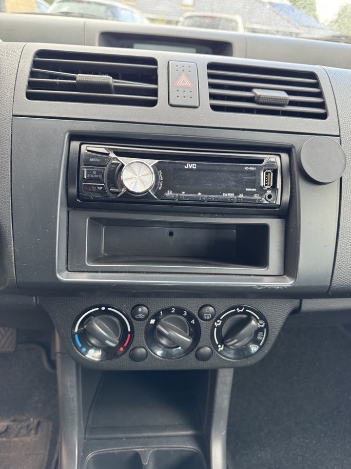 Suzuki Swift 1,5 GLX 5d