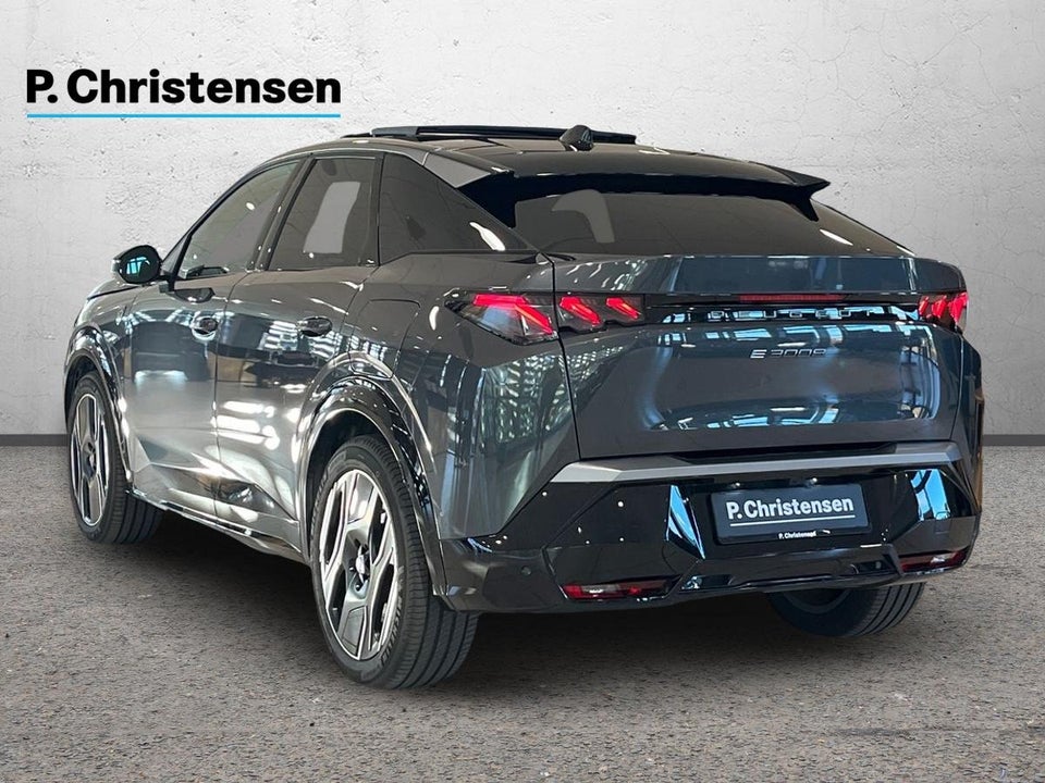 Peugeot e-3008 77 GT Pack 5d