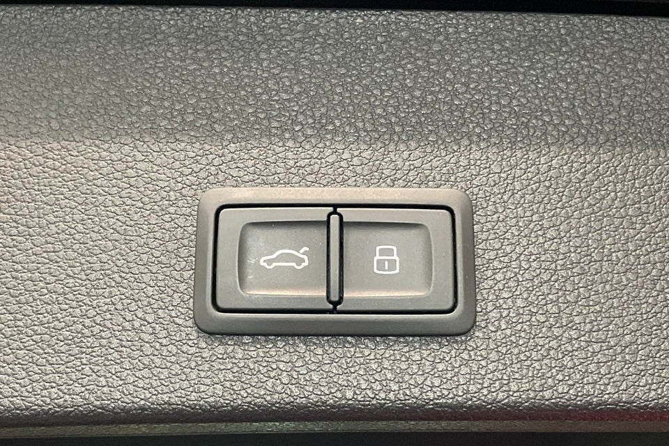 Audi Q2 35 TFSi S-line S-tr. 5d