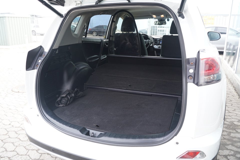 Toyota RAV4 2,5 Hybrid H3 MDS Van 5d