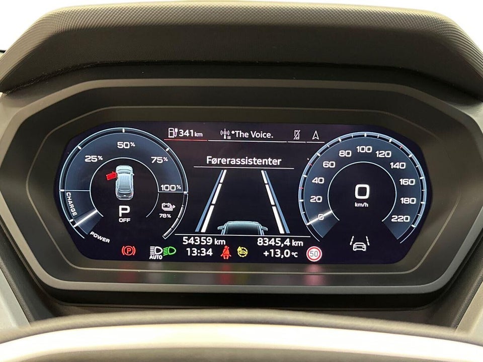 Audi Q4 e-tron 45 Attitude quattro 5d