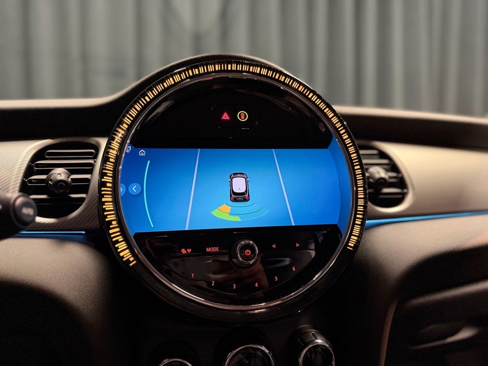 MINI Cooper SE Classic Trim 3d