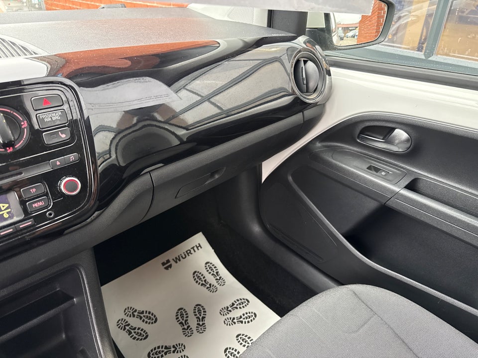 VW Up! 1,0 75 Move Up! BMT 5d