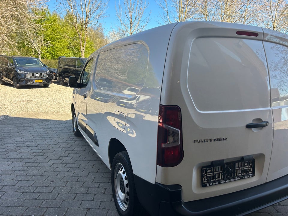 Peugeot Partner 1,5 BlueHDi 130 L2V2 Plus Van