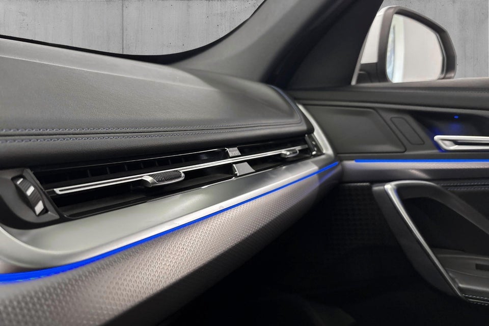 BMW iX1 eDrive20 M-Sport 5d