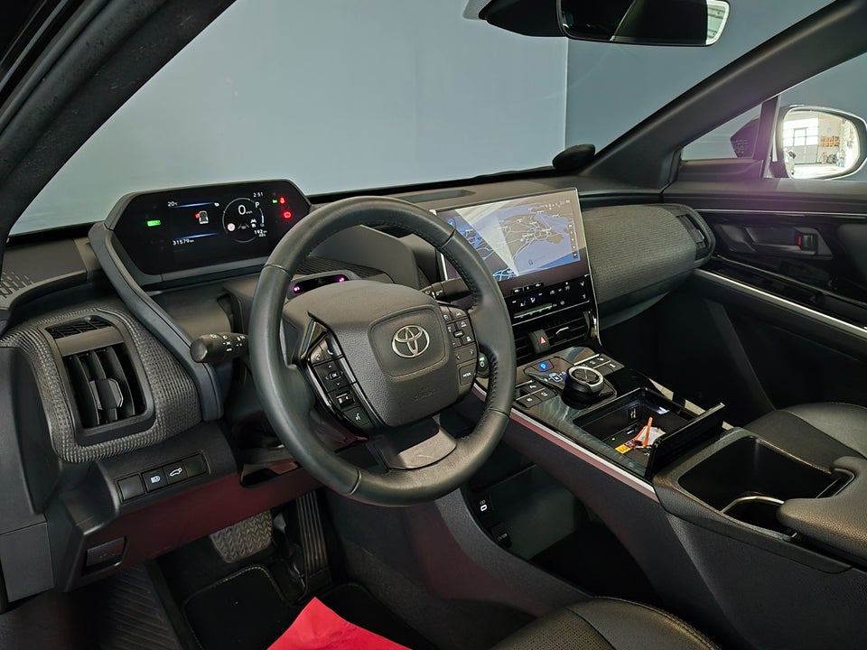Toyota bZ4X Executive 5d