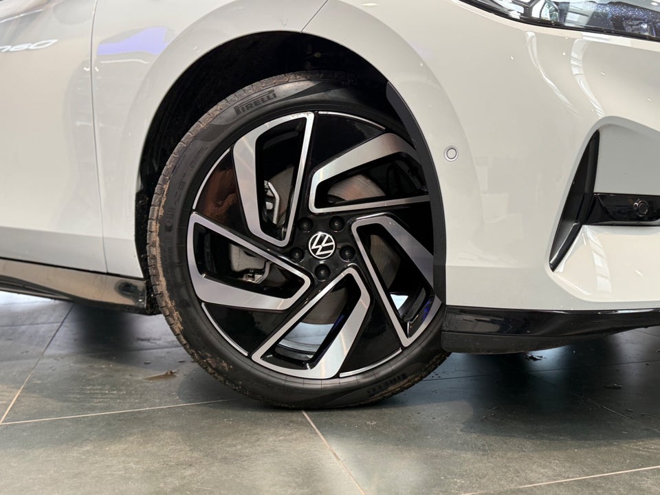 VW ID.7 77 Style Tourer 5d