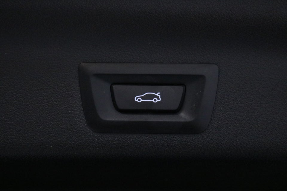 BMW iX1 eDrive20 M-Sport 5d