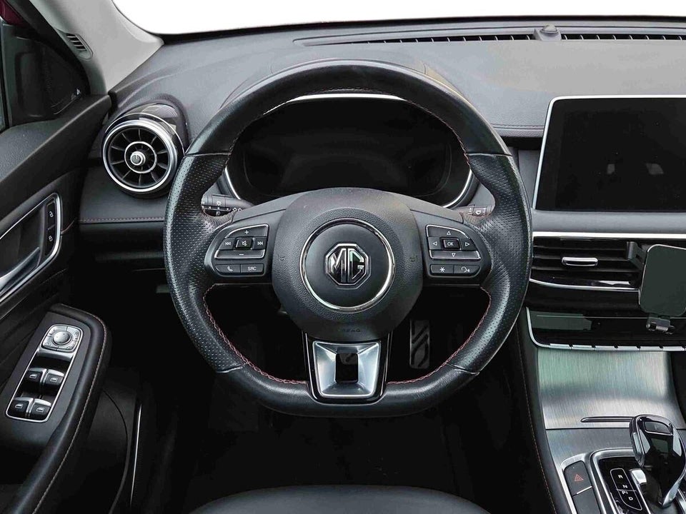 MG EHS 1,5 PHEV Luxury 5d