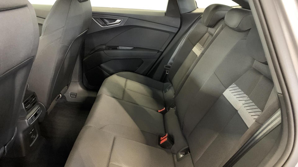 Audi Q4 e-tron 40 Advanced Sportback 5d