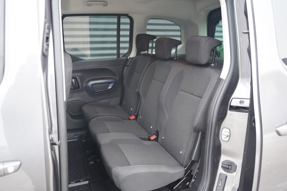 Peugeot Rifter 1,5 BlueHDi 100 L1 Active 5d