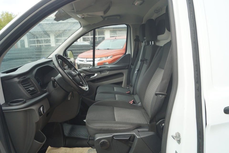 Ford Transit Custom 340 L2 2,0 TDCi 130 Trend
