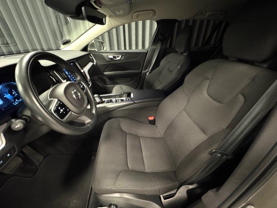 Volvo V60 2,0 T6 ReCharge Inscription X aut. AWD 5d