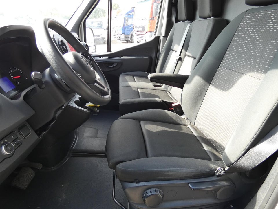 Mercedes Sprinter 317 2,0 CDi A3 Kassevogn aut. RWD
