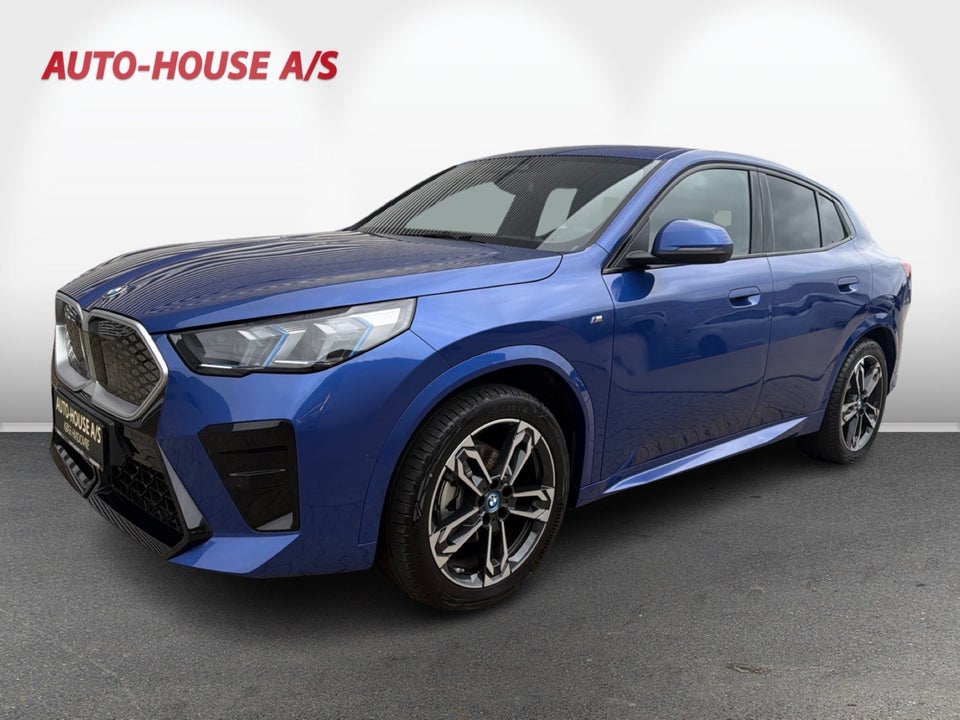 BMW iX2 eDrive20 Fully Charged M-Sport 5d