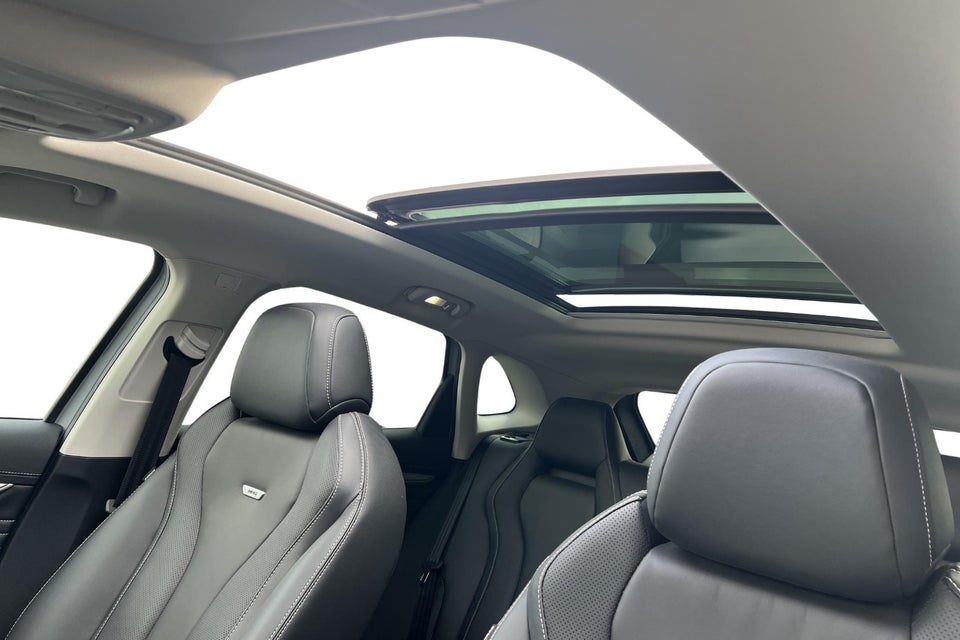 MG Marvel R Performance 5d