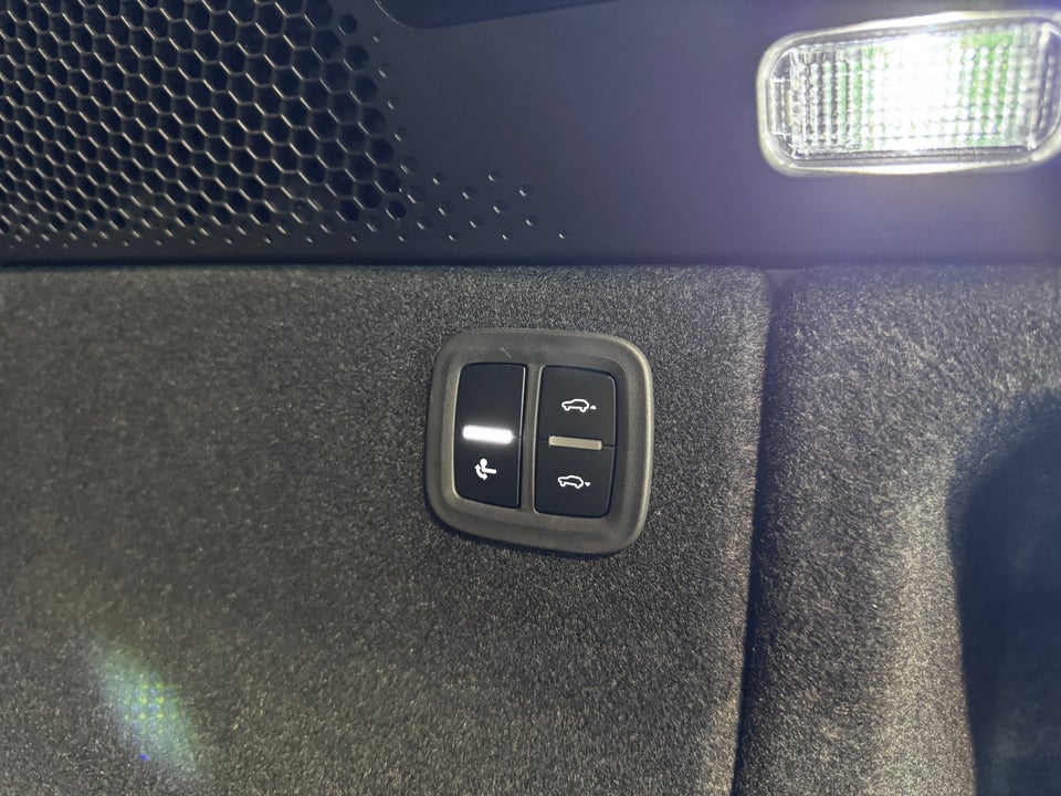 Porsche Macan 4 5d
