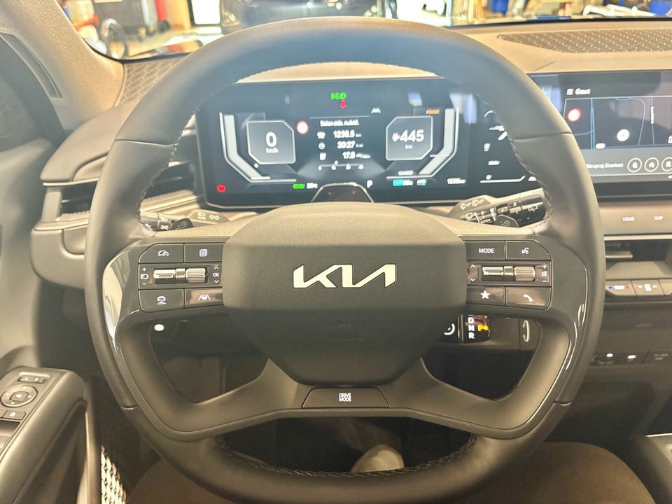 Kia EV9 76 Standard Range Upgrade RWD 7prs 5d