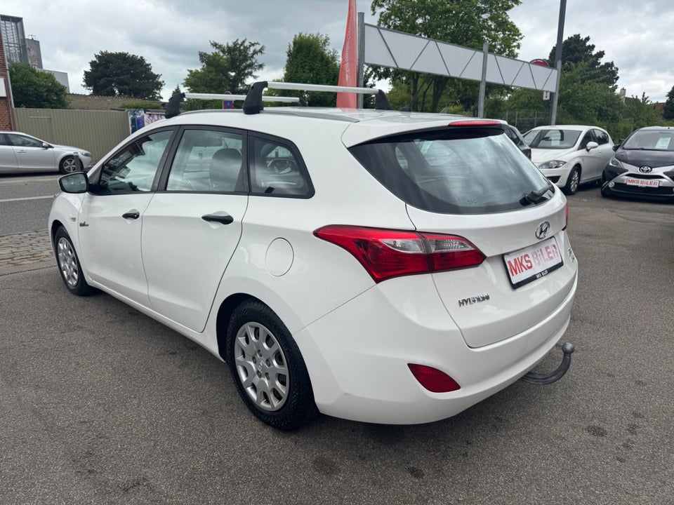 Hyundai i30 1,4 CVVT Comfort CW 5d