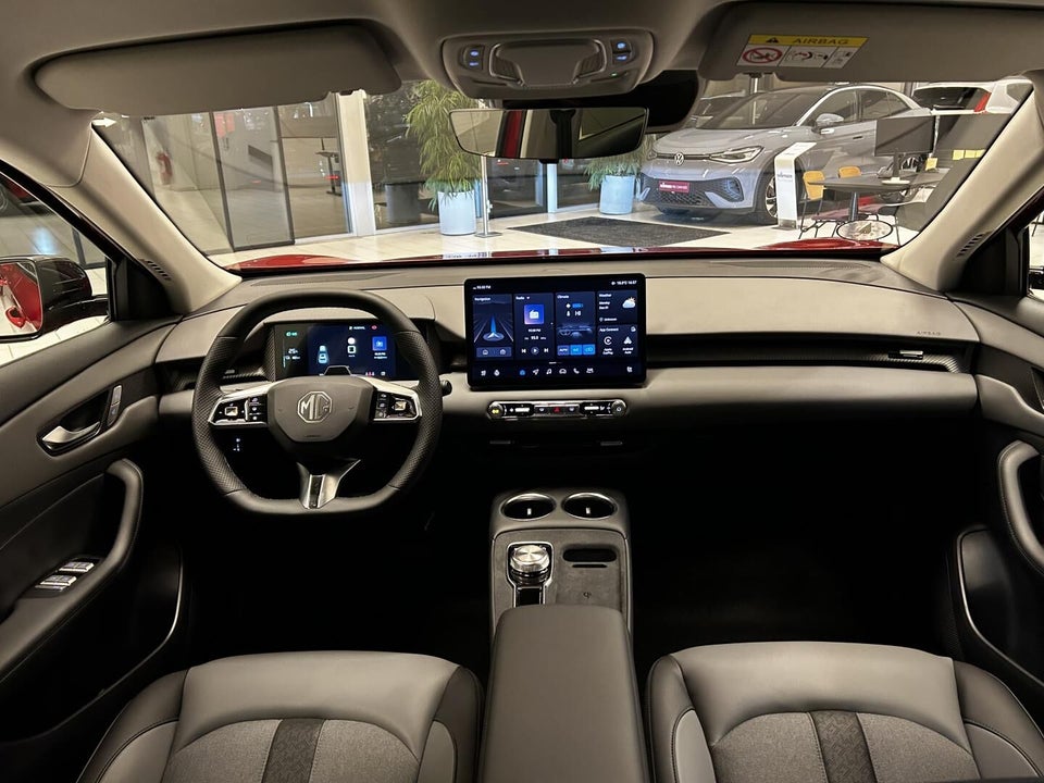 MG MGS5 64 Luxury 5d