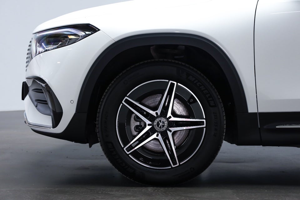 Mercedes EQB250+ AMG Advance 5d