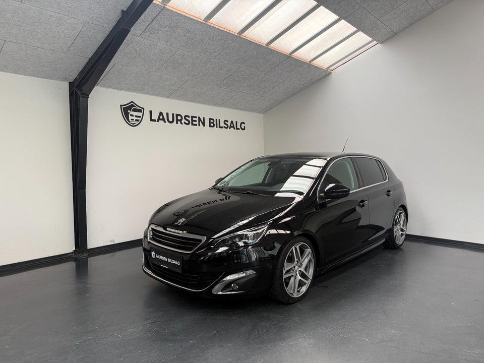 Peugeot 308 1,2 e-THP 130 Allure EAT6 5d