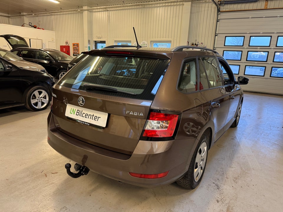 Skoda Fabia 1,0 TSi 110 Ambition Combi 5d