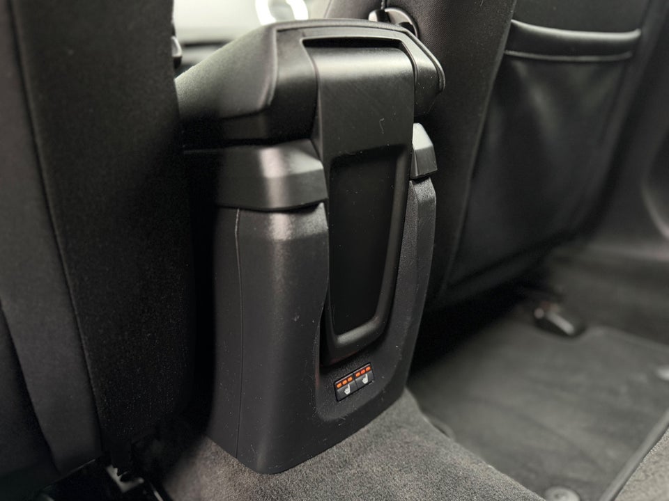 Volvo V40 1,6 D2 115 Kinetic 5d