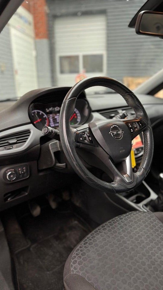 Opel Corsa 1,4 Essentia 5d