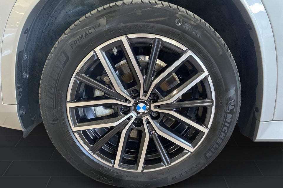 BMW iX1 eDrive20 M-Sport 5d