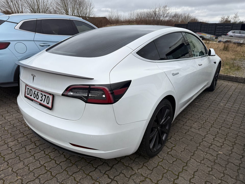 Tesla Model 3 Performance AWD 4d