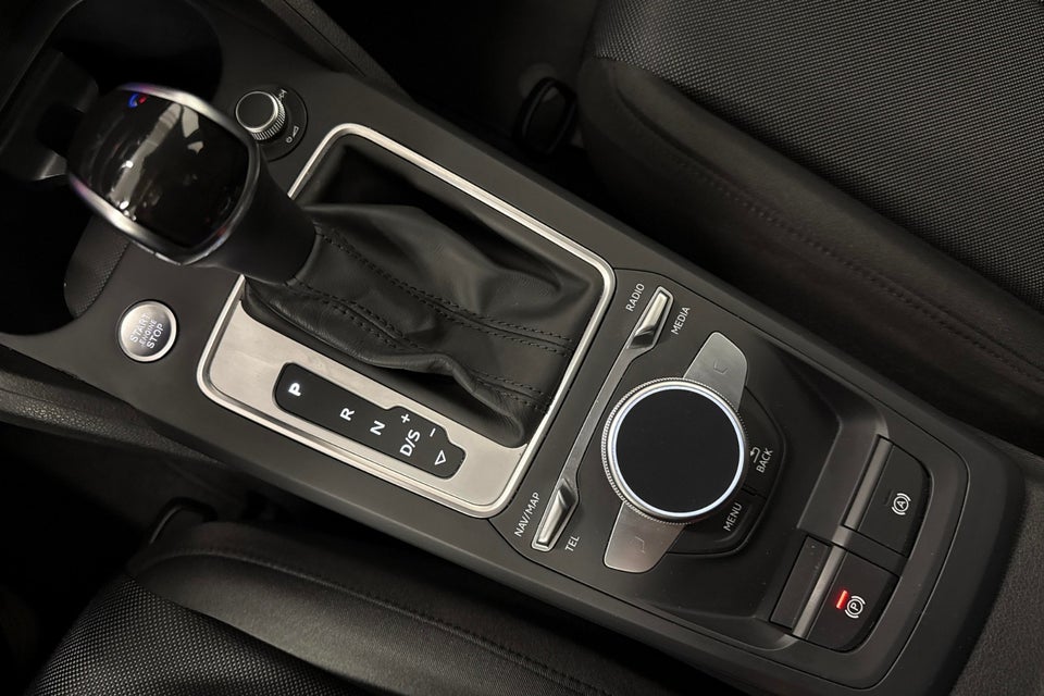 Audi Q2 35 TFSi Prestige S-tr. 5d