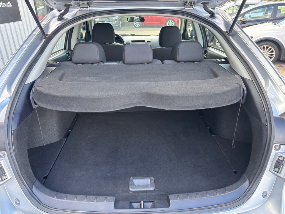 Mitsubishi Lancer 1,5 Invite SportBack 5d
