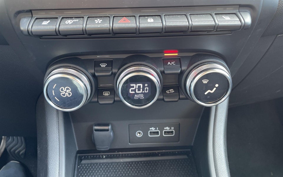 Renault Captur 1,0 TCe 90 Techno Van 5d