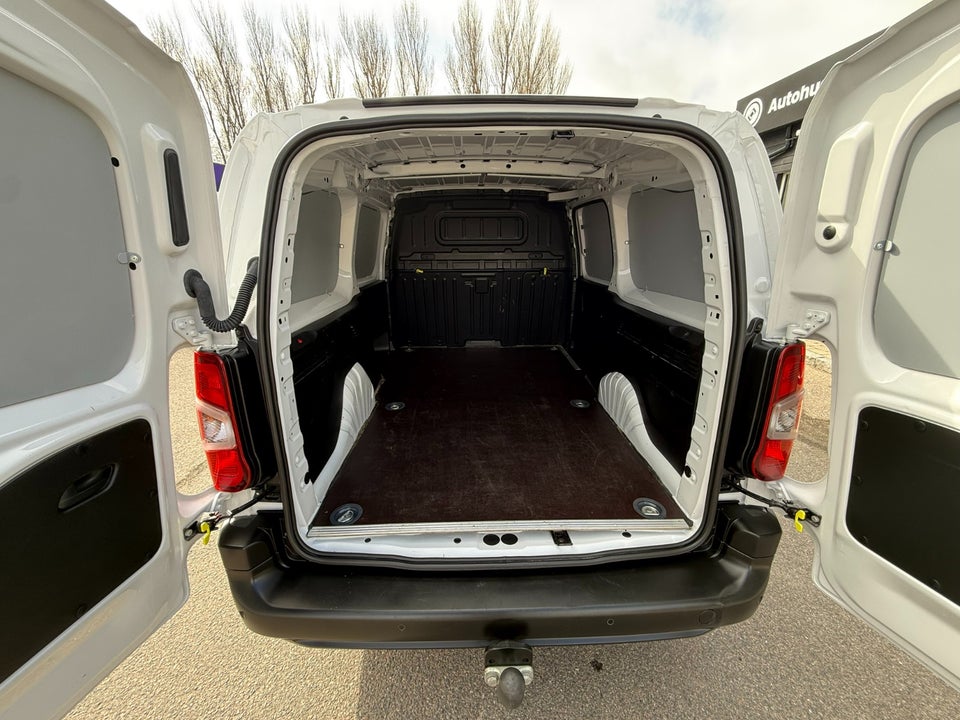Peugeot Partner 1,5 BlueHDi 130 L2V2 Premium EAT8 Van
