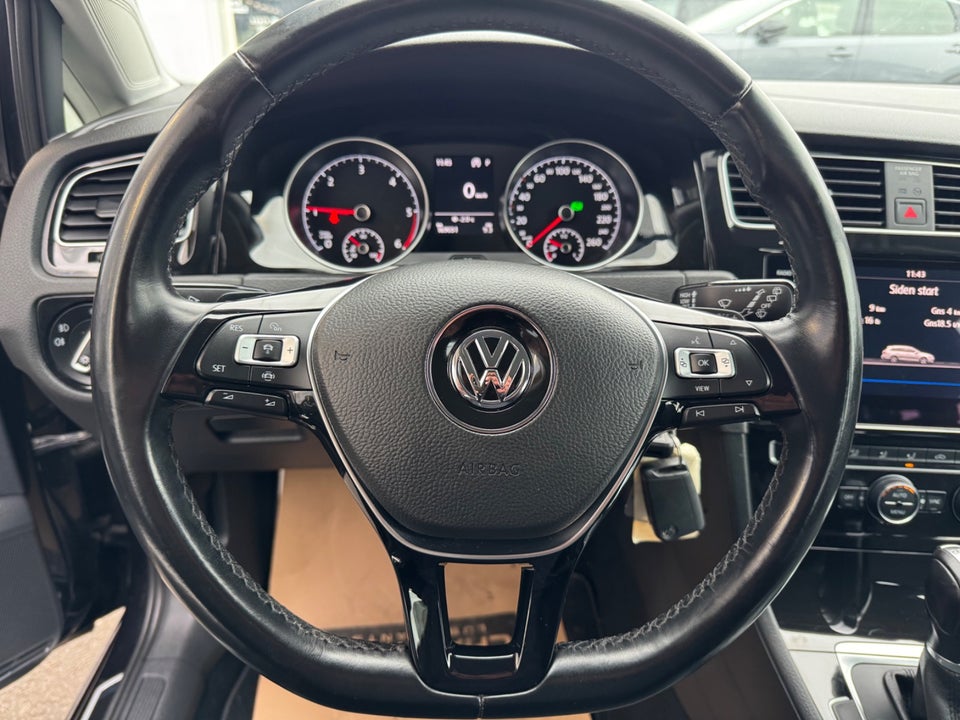 VW Golf VII 1,6 TDi 115 IQ.Drive Variant DSG 5d