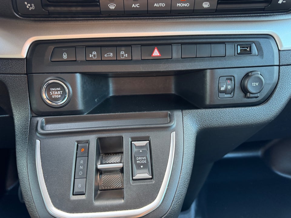 Peugeot e-Expert 75 L2 Plus Van