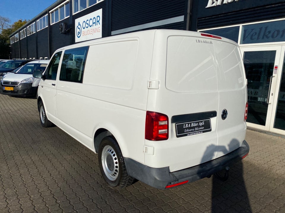 VW Transporter 2,0 TDi 102 Mandskabsvogn 5d