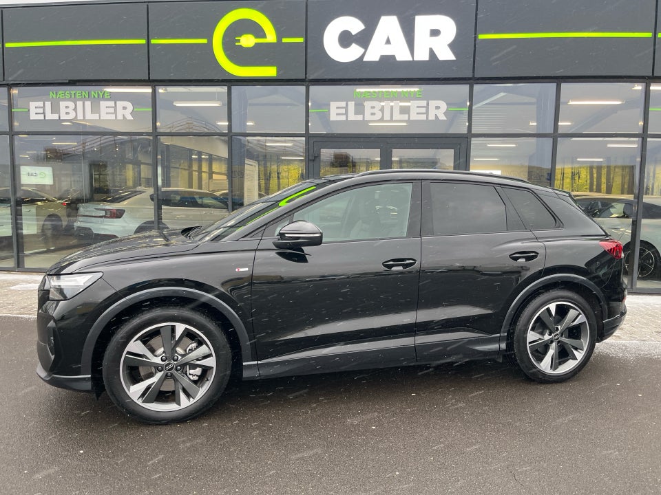 Audi Q4 e-tron 45 S-line 5d