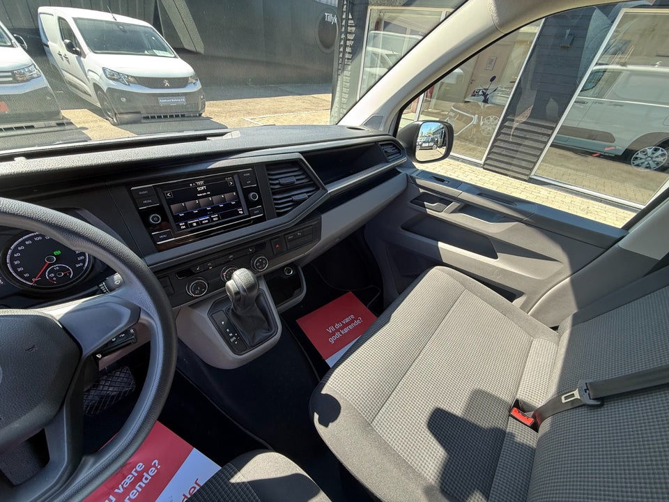 VW Transporter 2,0 TDi 150 Kassevogn DSG kort