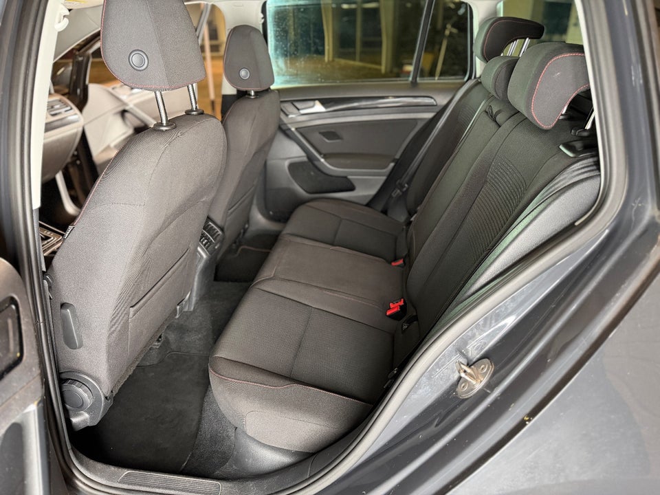 VW Golf VII 1,5 TSi 150 Sound Variant DSG 5d