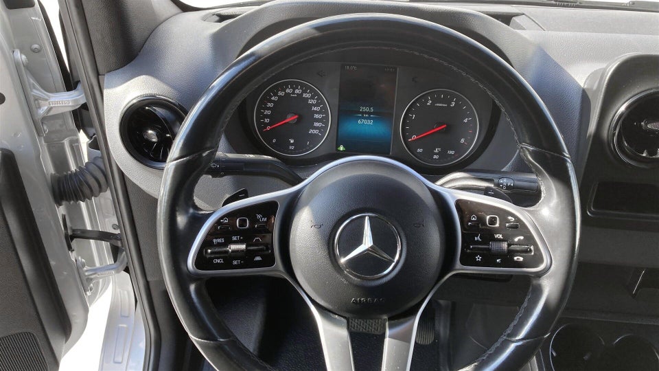 Mercedes Sprinter 317 2,0 CDi A2 Kassevogn aut. RWD