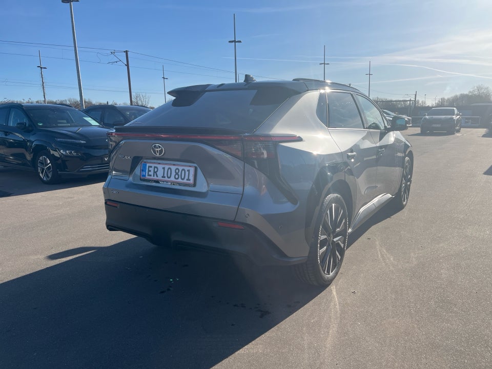 Toyota bZ4X 73 Executive 5d