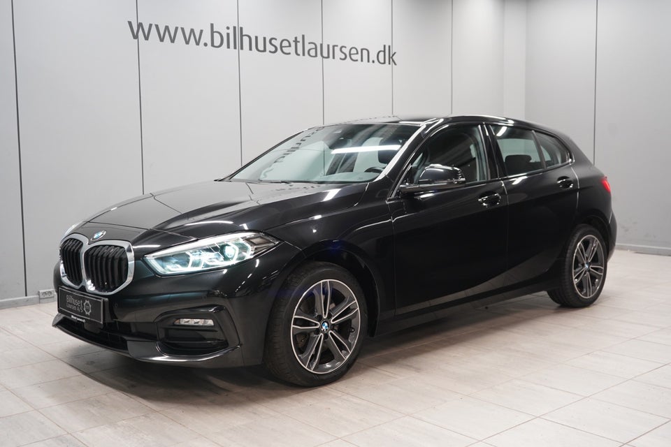 BMW 118i 1,5 Sport Line aut. 5d