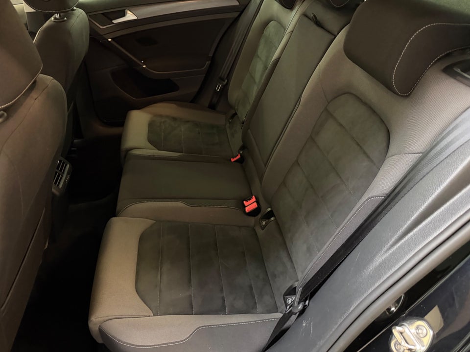 VW Golf VII 1,4 TSi 125 Highline DSG 5d