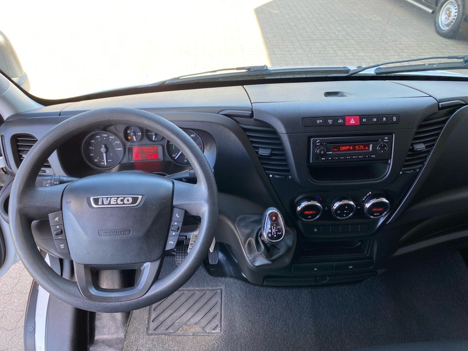 Iveco Daily 3,0 35S17 Kølevogn m/lift AG8 2d