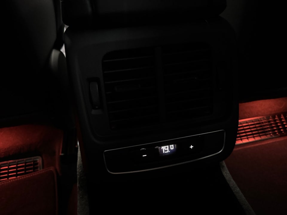 Audi RS e-tron GT quattro 4d