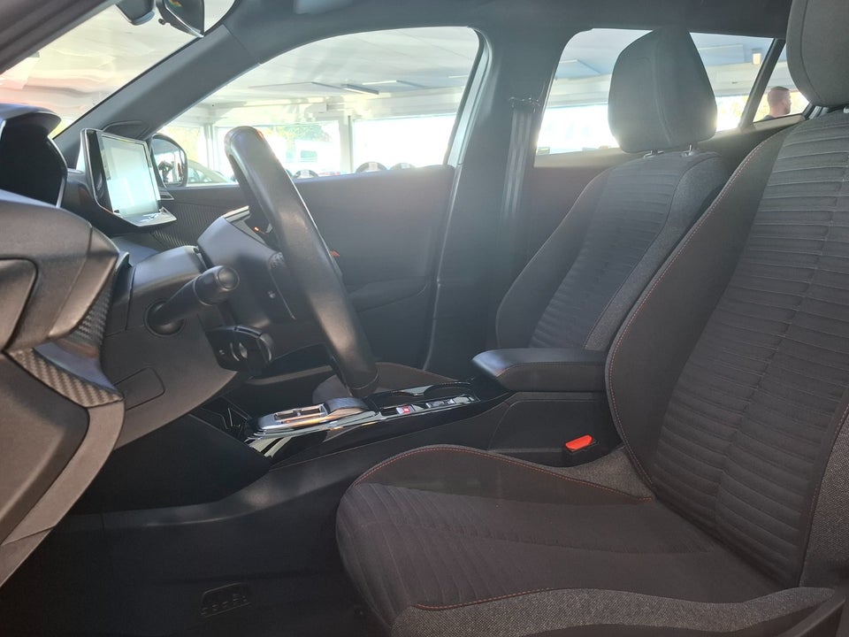 Peugeot e-2008 50 Active 5d