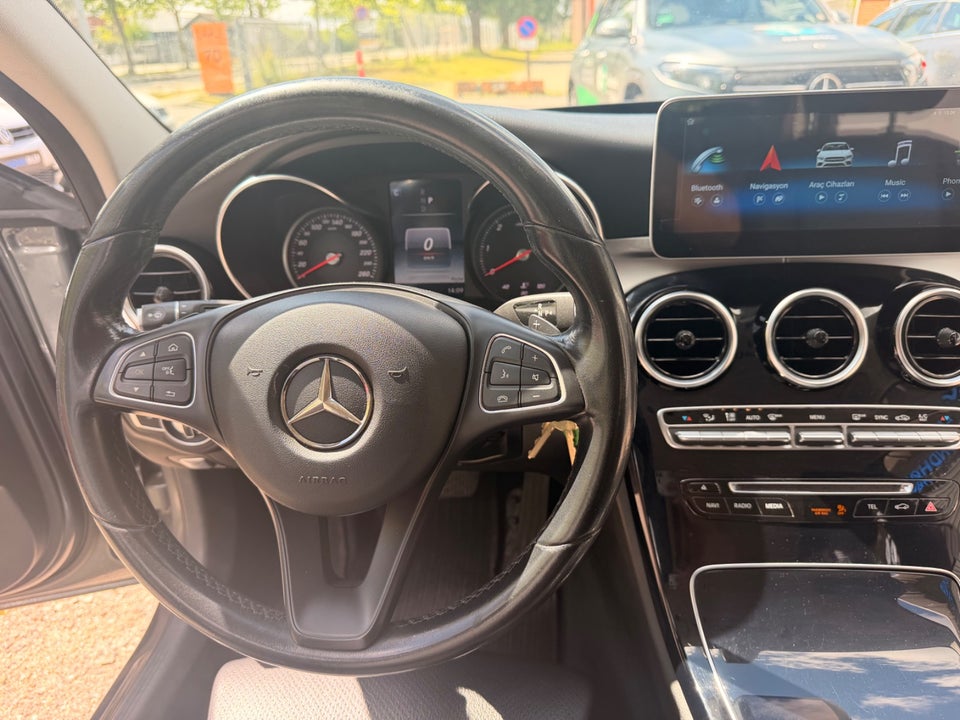 Mercedes C220 d 2,2 Avantgarde stc. aut. 5d